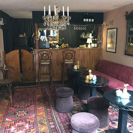 Altstadt Hotel & Cafe Baku Bagian luar foto