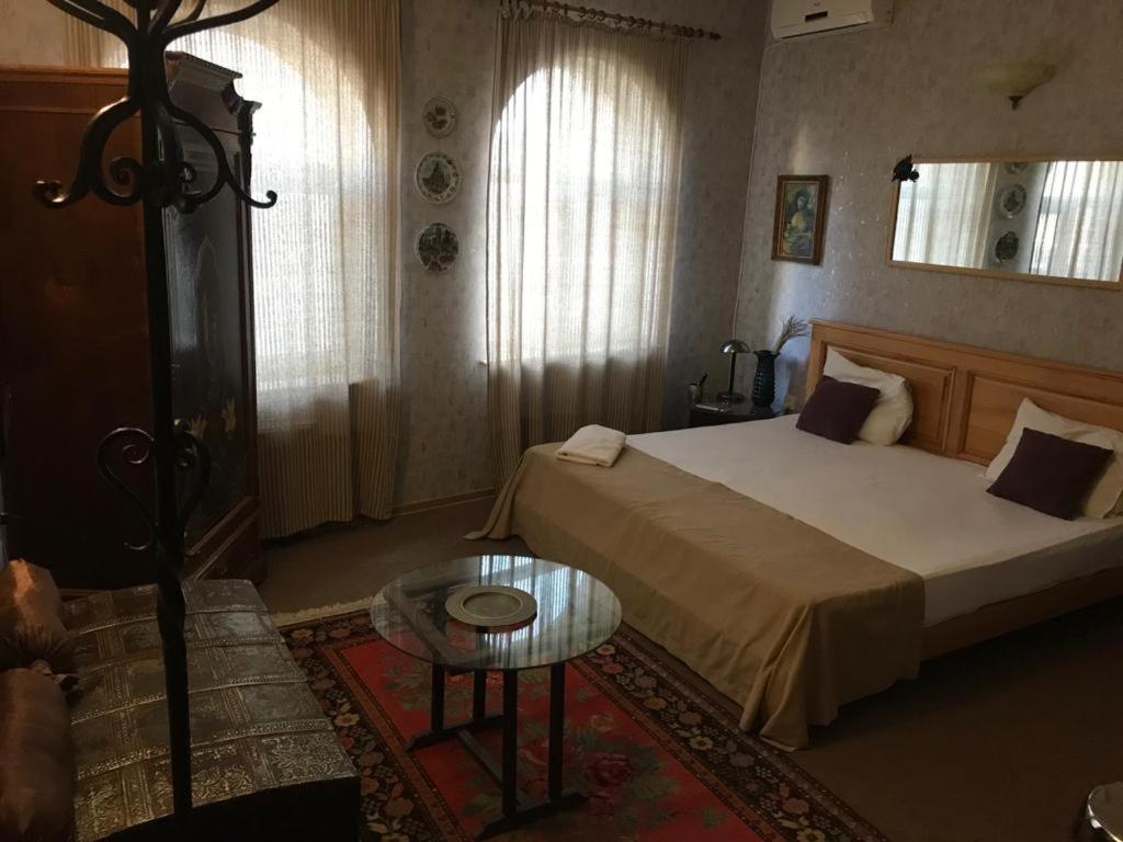 Altstadt Hotel & Cafe Baku Bagian luar foto