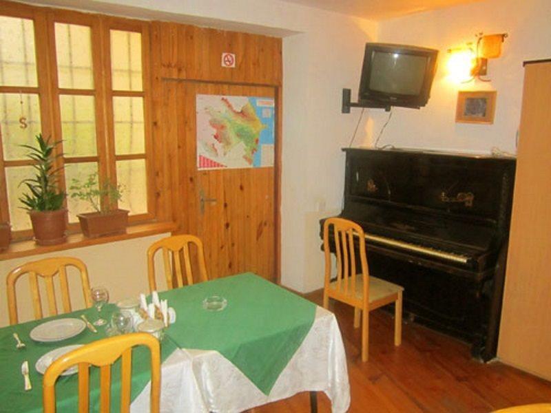Altstadt Hotel & Cafe Baku Bagian luar foto