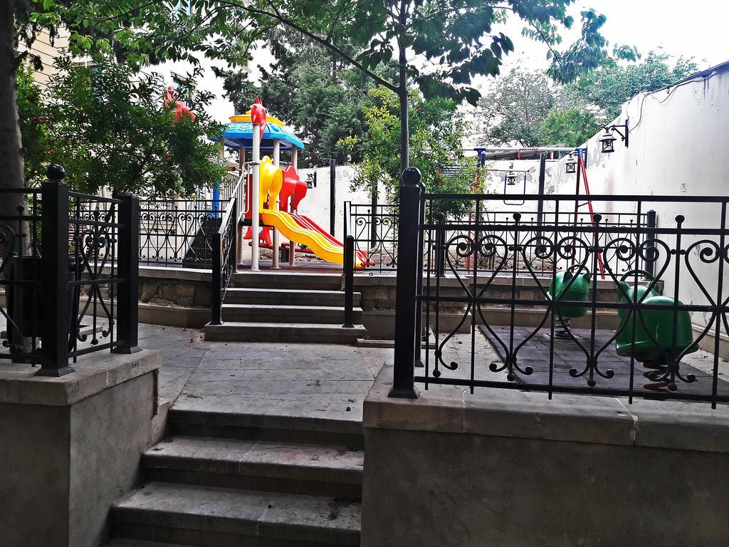 Altstadt Hotel & Cafe Baku Bagian luar foto