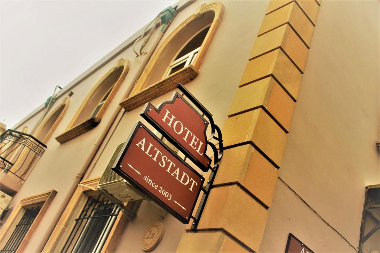 Altstadt Hotel & Cafe Baku Bagian luar foto